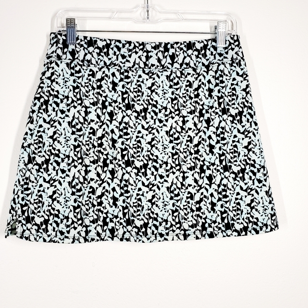 TRANQUILITY ABSTRACT SKORT - Picture 2 of 4